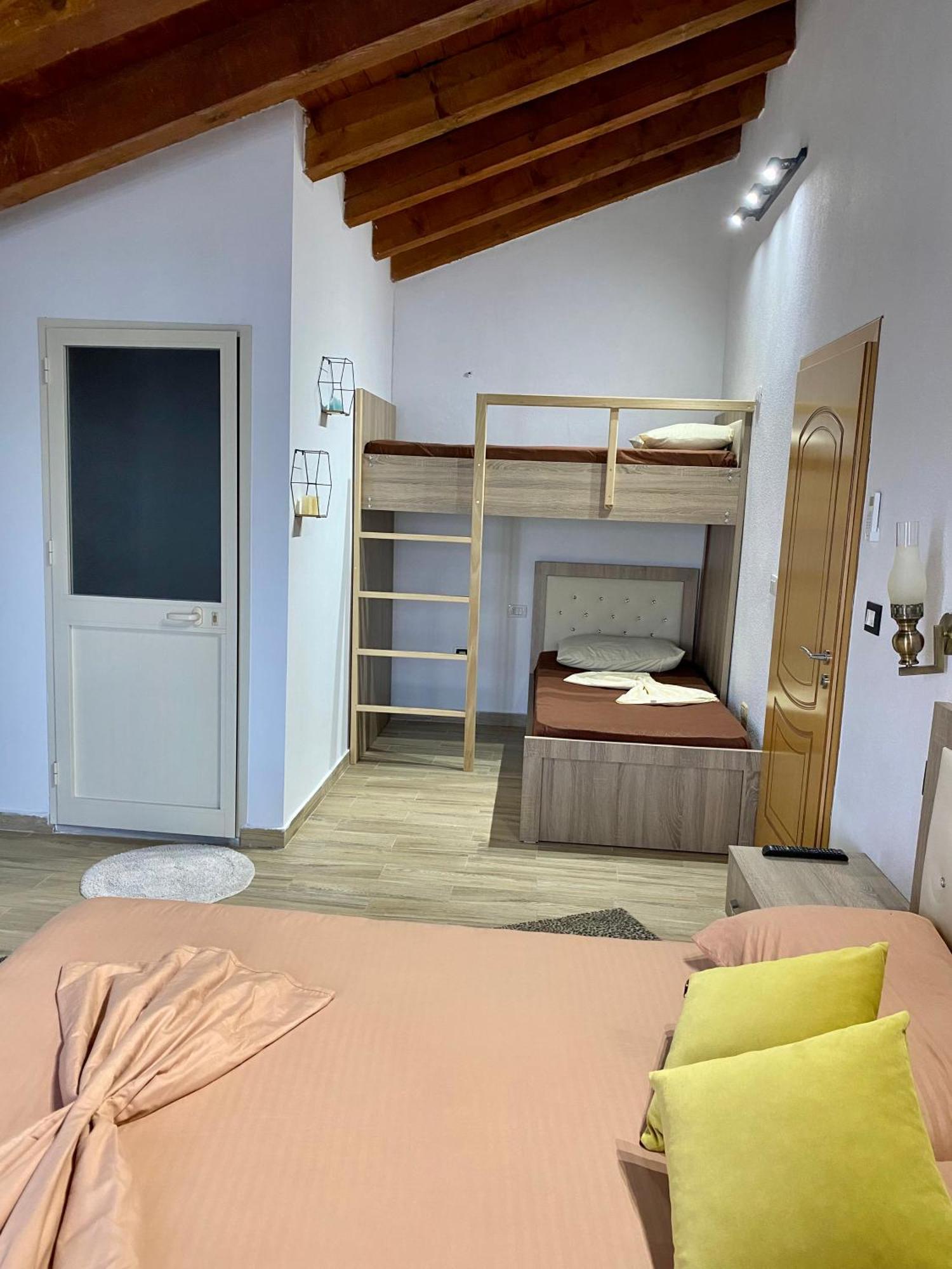Bed and Breakfast Bella Vista à Shkodër Extérieur photo