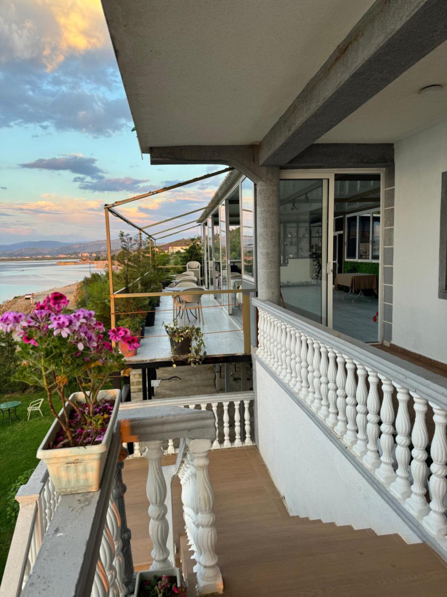 Bed and Breakfast Bella Vista à Shkodër Extérieur photo